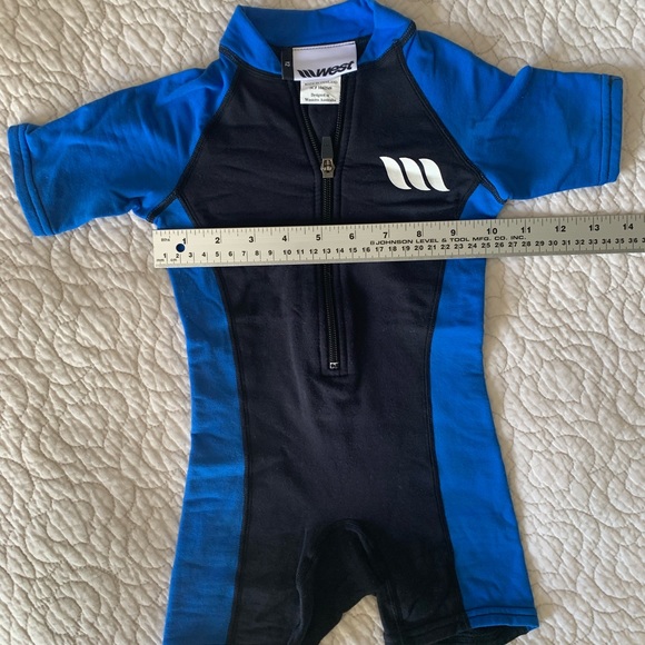 Kids (2) thermal swimsuit - Picture 5 of 7